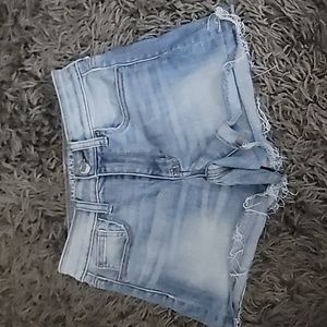 🩳Woman Size 0 Shorts🩳